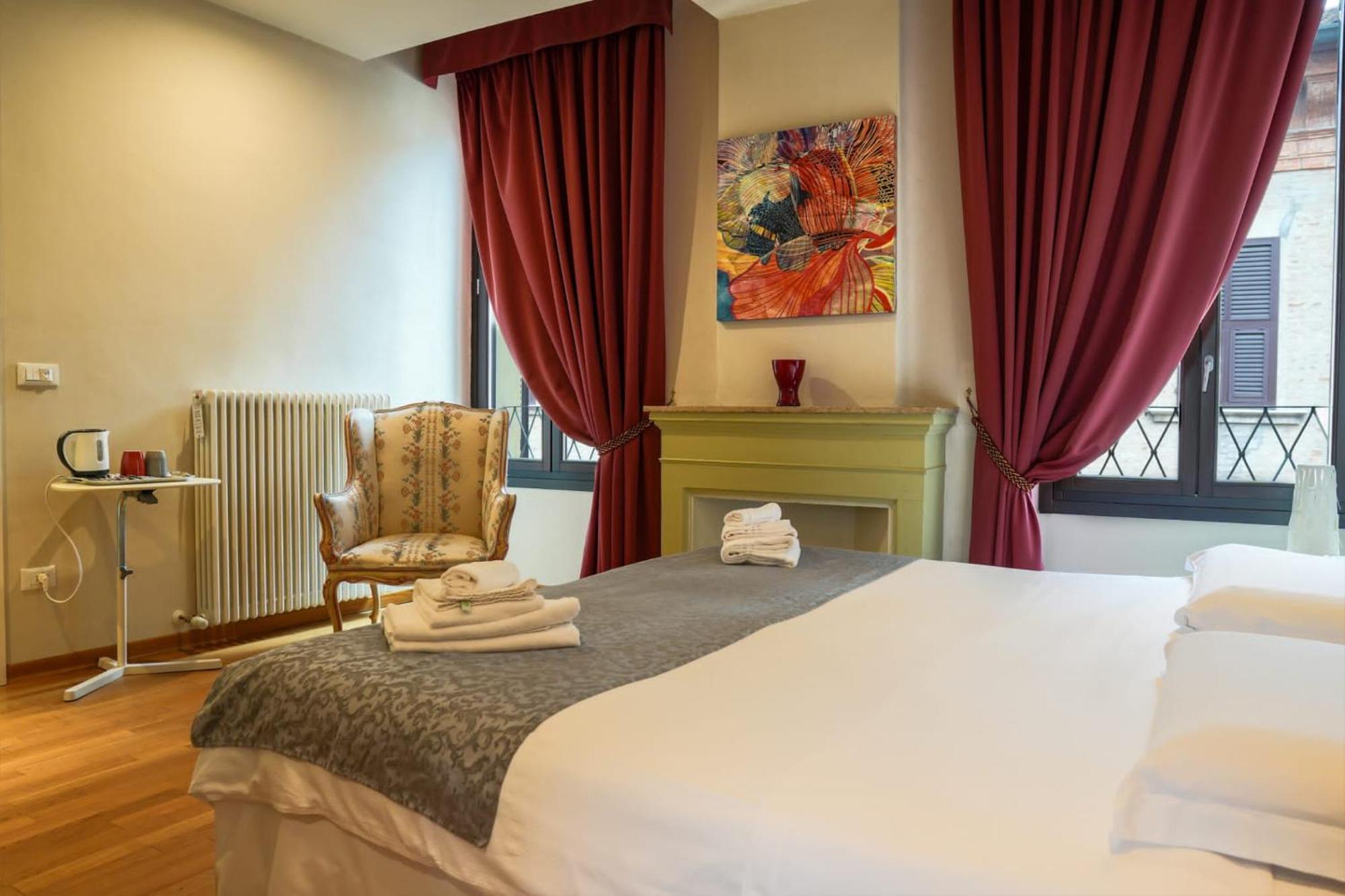 Honey Rooms Ferrara Exterior foto