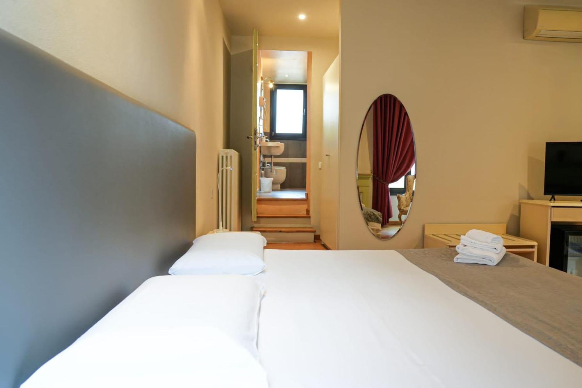 Honey Rooms Ferrara Exterior foto